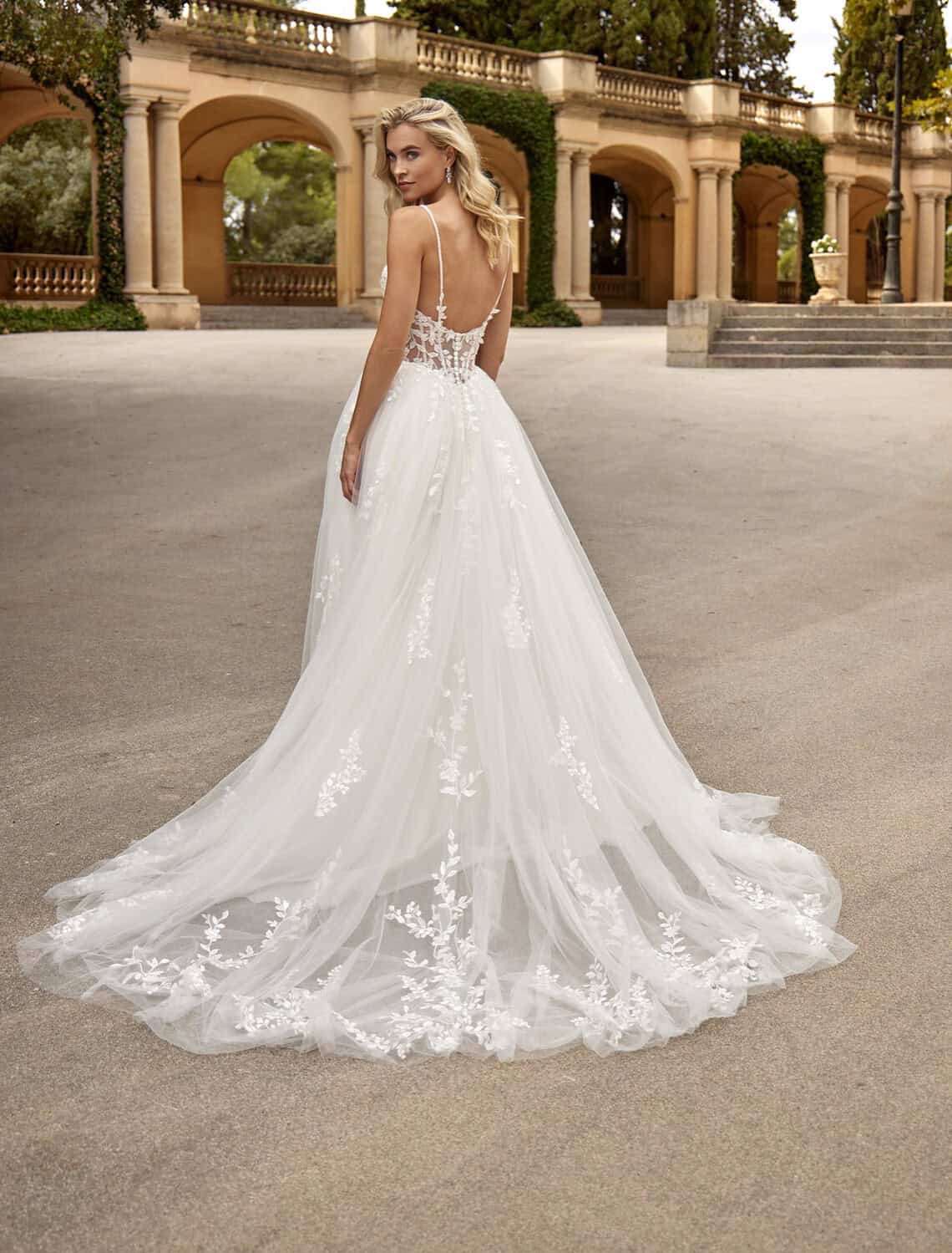 Trouwjurk 16009 van Amelie kopen bij Weddings 2