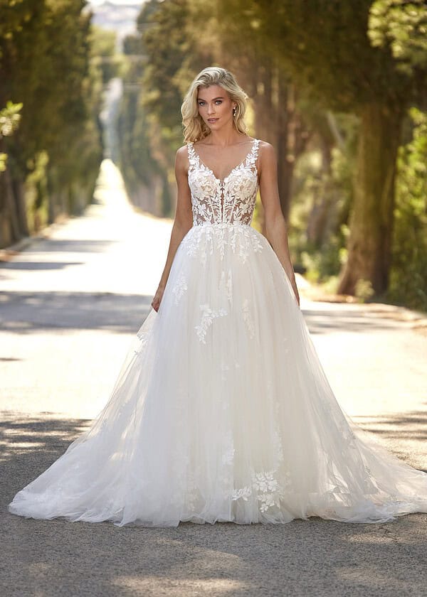 Trouwjurk 16021 van Amelie kopen bij Weddings 1
