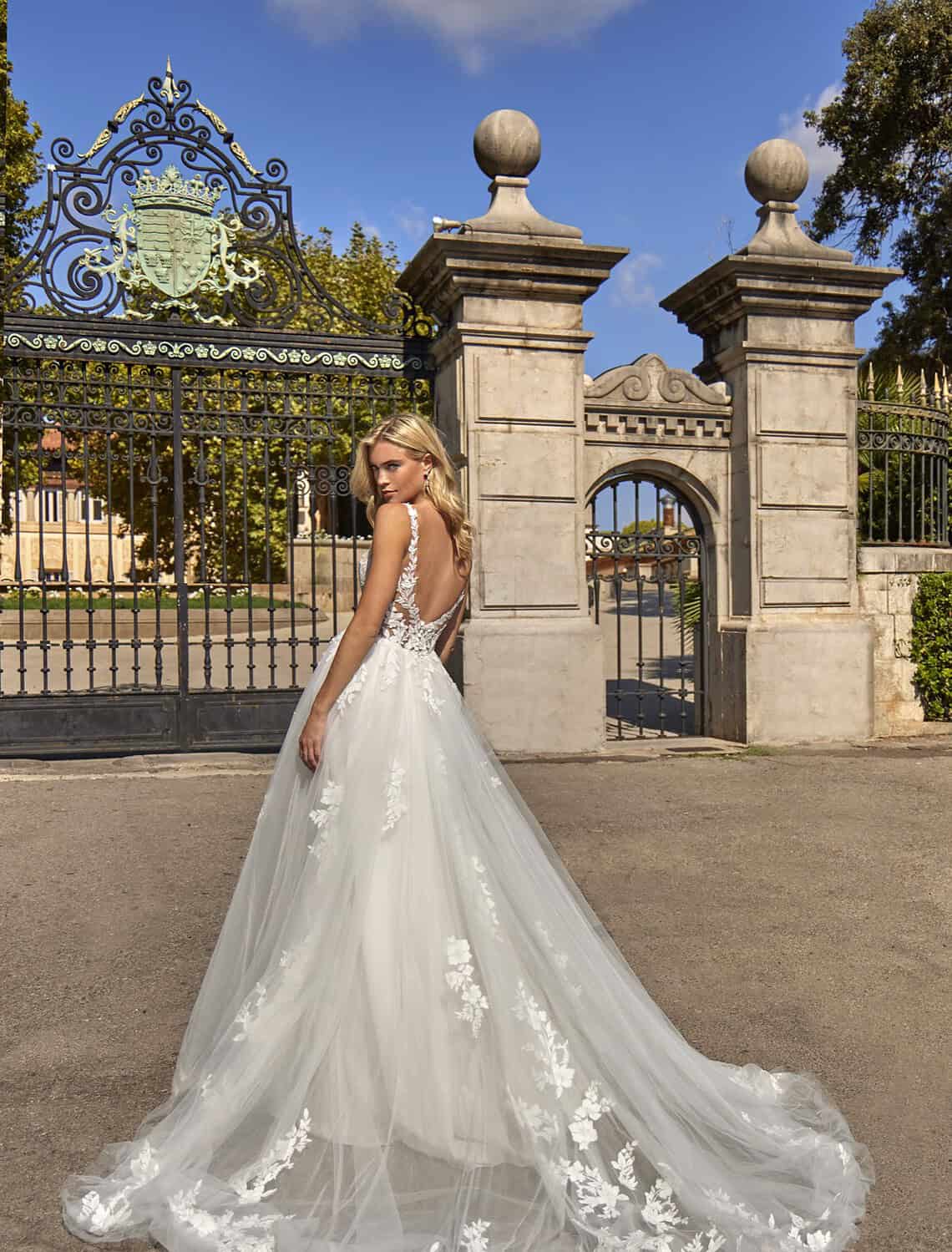 Trouwjurk 16021 van Amelie kopen bij Weddings 2