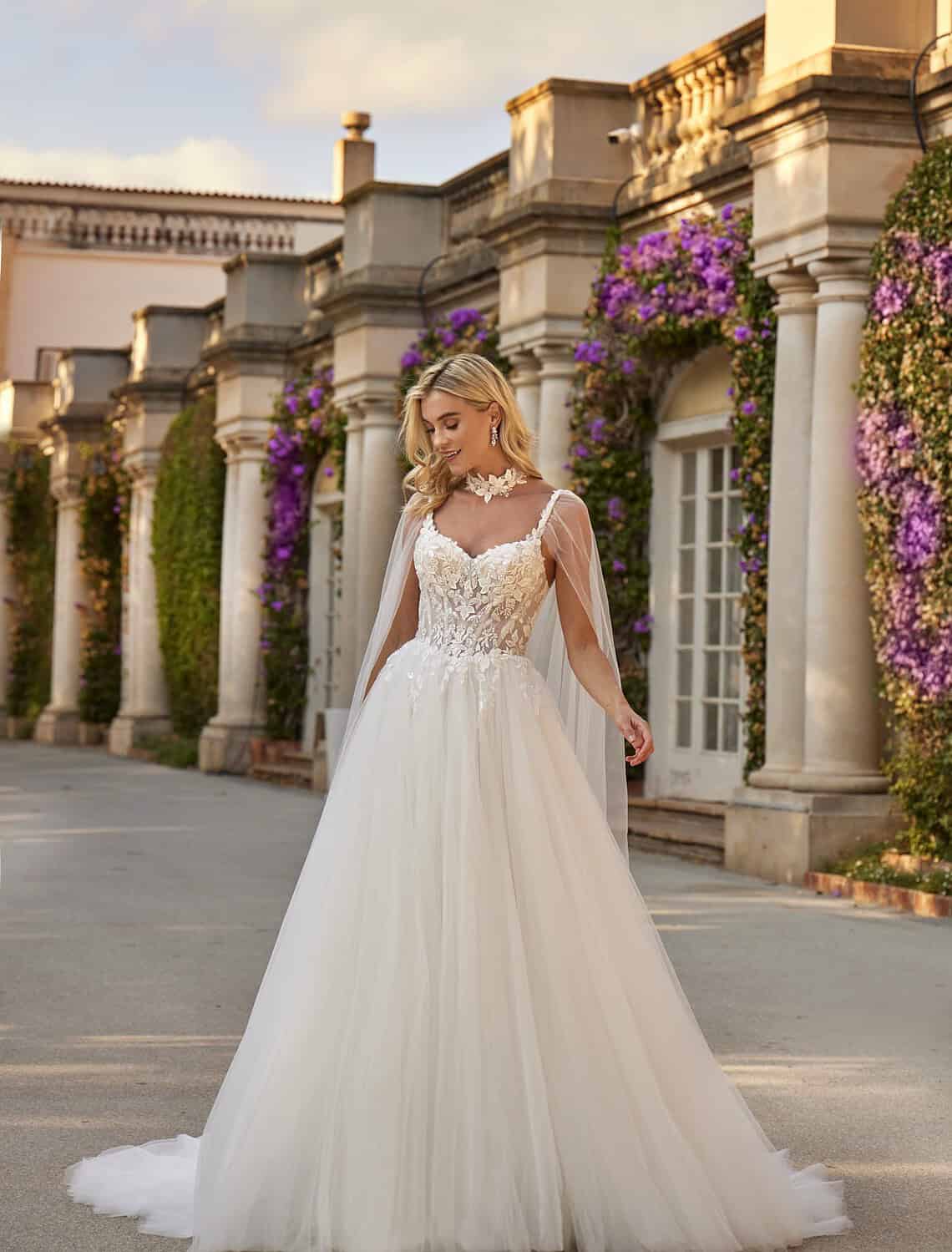Trouwjurk 16027 van Amelie kopen bij Weddings 1