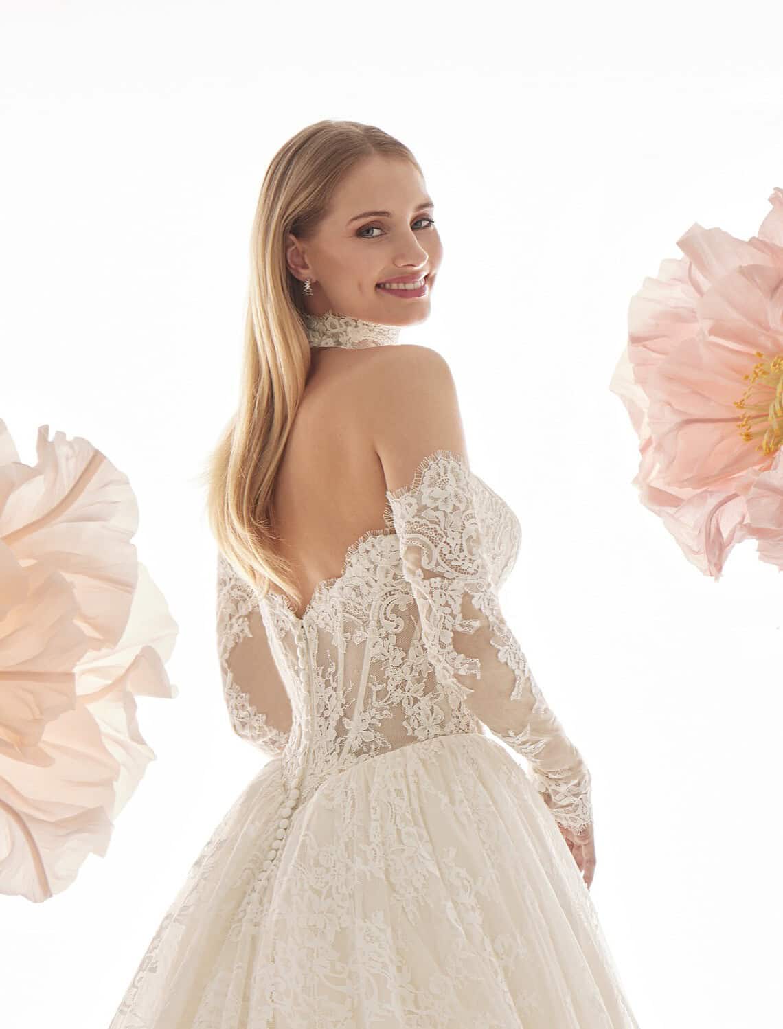 Trouwjurk 16038 van Amelie kopen bij Weddings 4