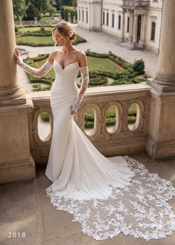 Trouwjurk 2018 van Madam Burcu kopen bij Weddings 1