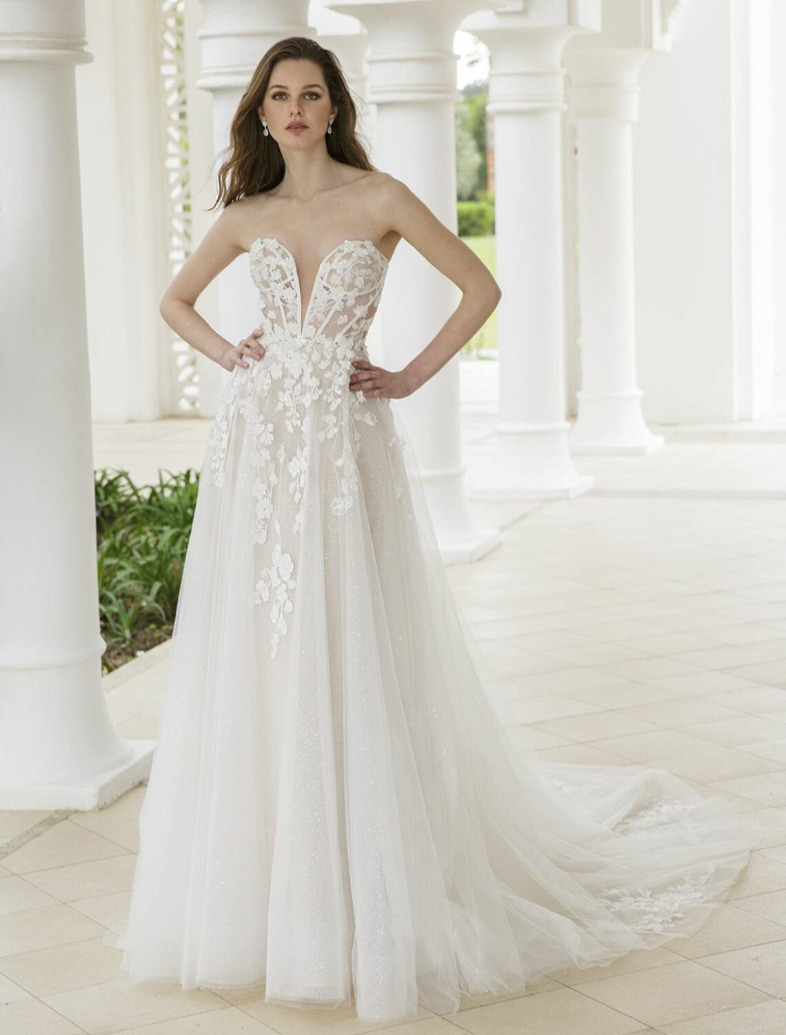 Trouwjurk Remi van Blue by Enzoani kopen bij Weddings 1