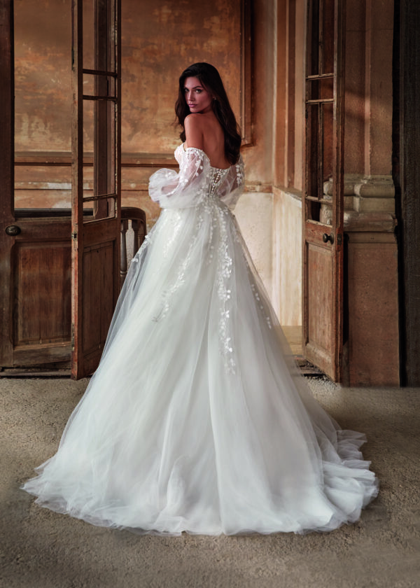 Trouwjurk 25001 van Amélie kopen bij Weddings 3