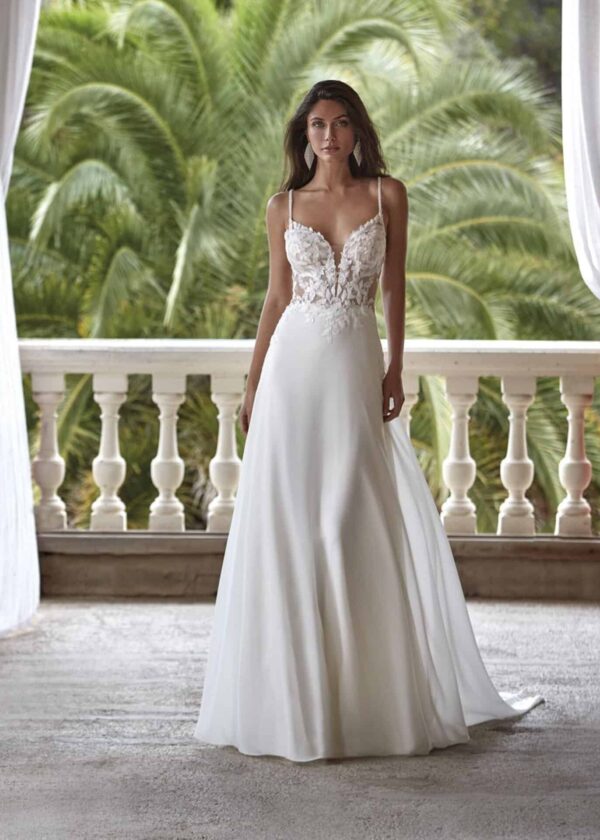 Trouwjurk 25025 van Amelie kopen bij Weddings 3