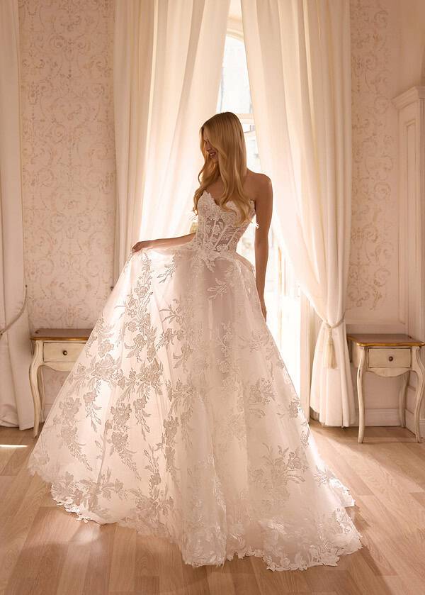 Trouwjurk 26-002-2 Freya van Ricca Sposa kopen bij Weddings 1
