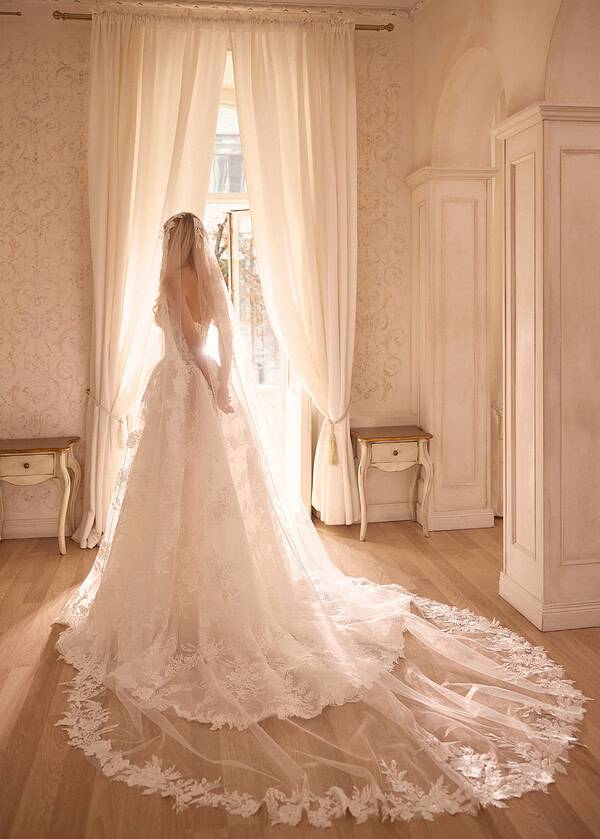Trouwjurk 26-002-2 Freya van Ricca Sposa kopen bij Weddings 3