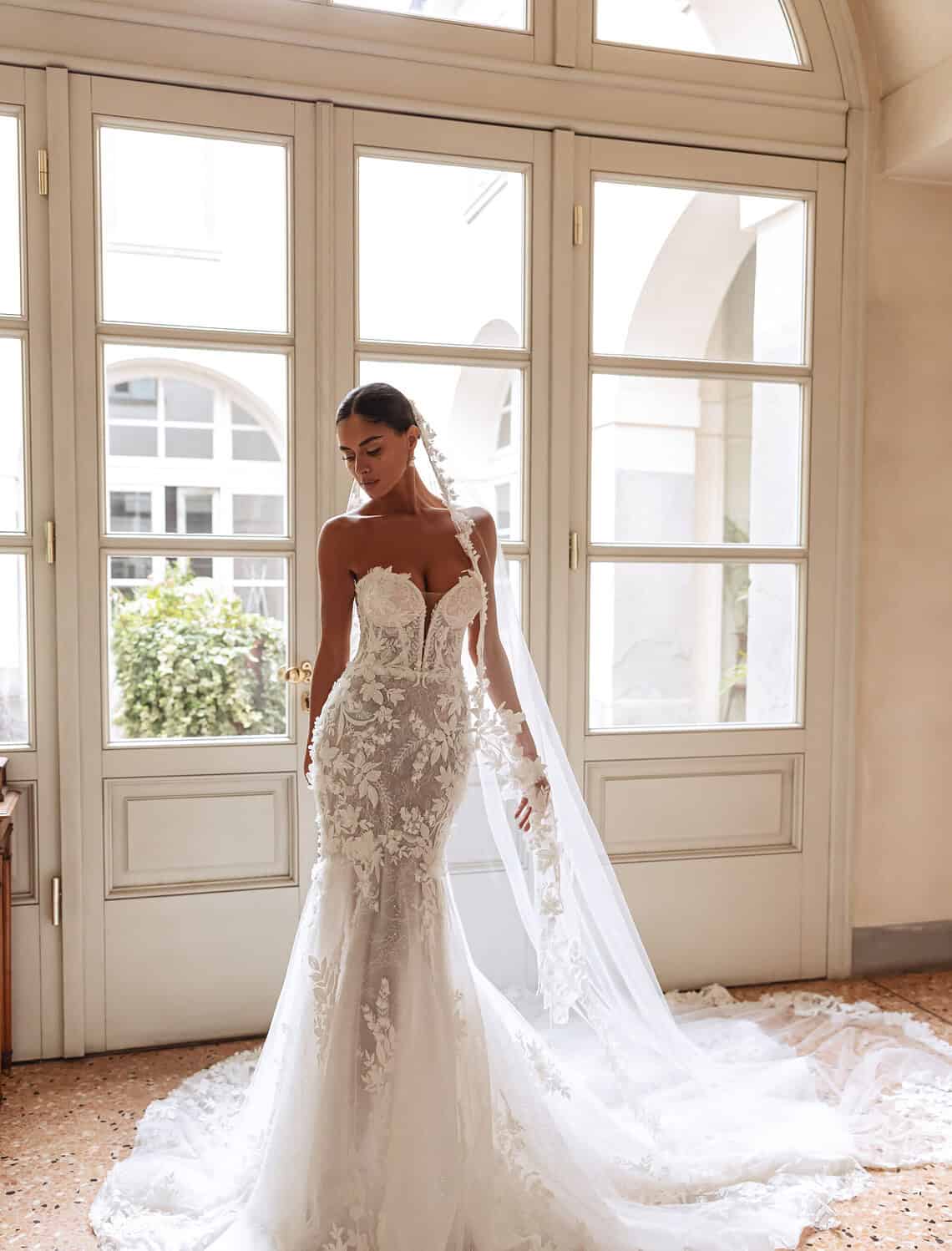 Trouwjurk 26-010 Amira van Ricca Sposa kopen bij Weddings 1