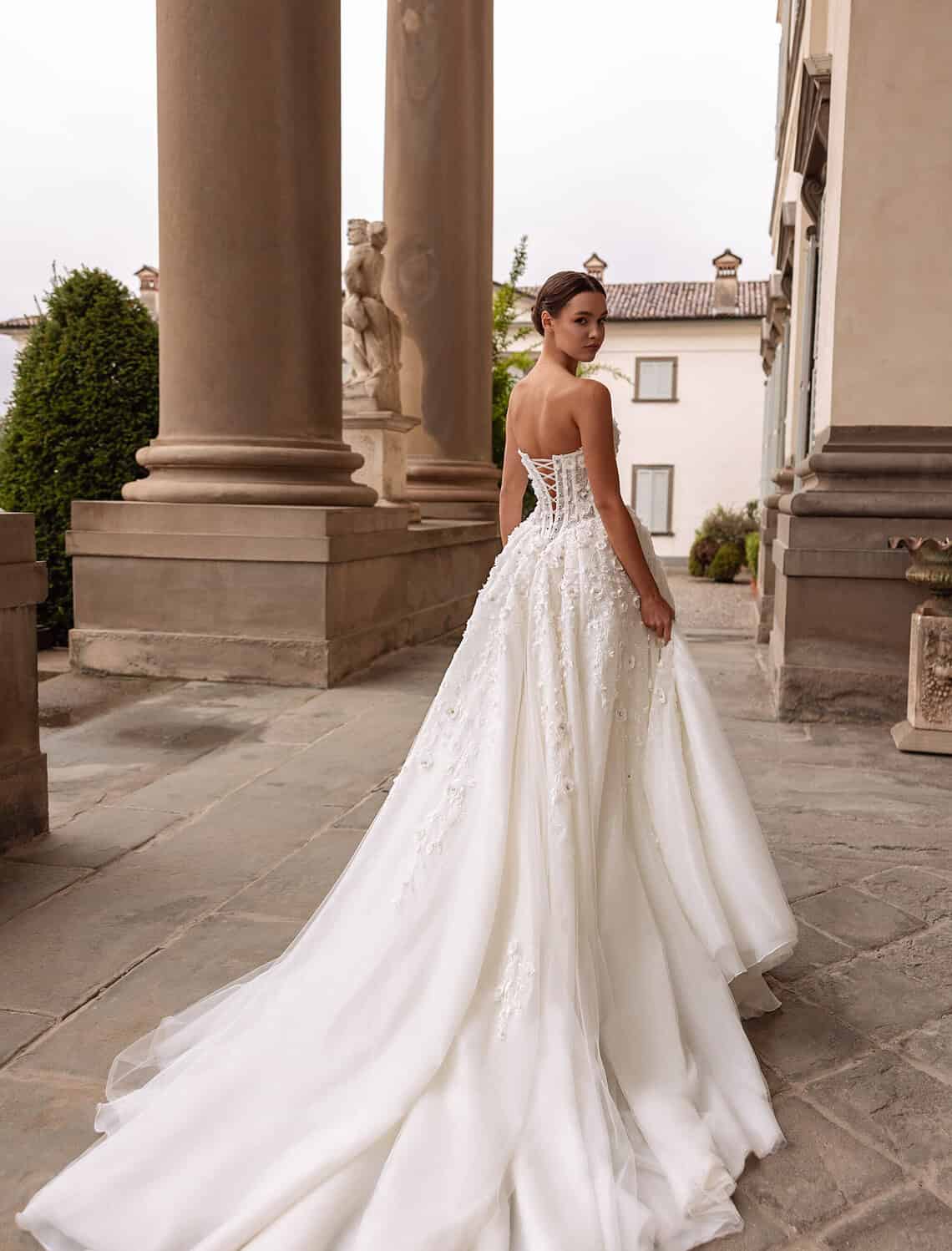 Trouwjurk 26-011 Dahlia van Ricca Sposa kopen bij Weddings 1