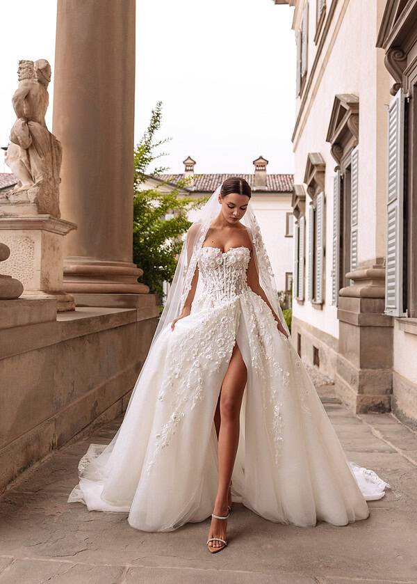 Trouwjurk 26-011 Dahlia van Ricca Sposa kopen bij Weddings 2