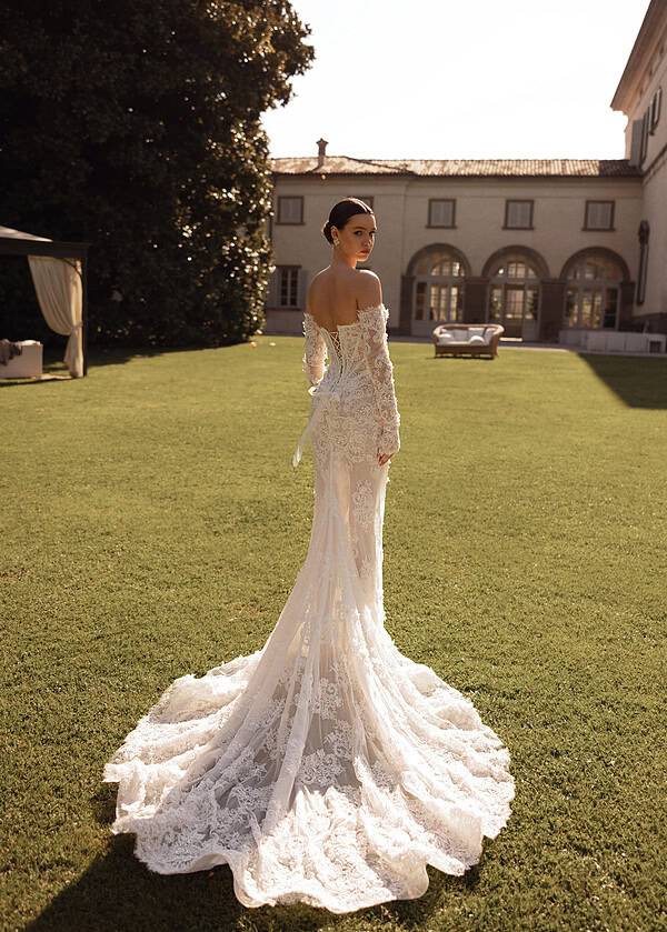 Trouwjurk 26-016 Maelina van Ricca Sposa kopen bij Weddings 2