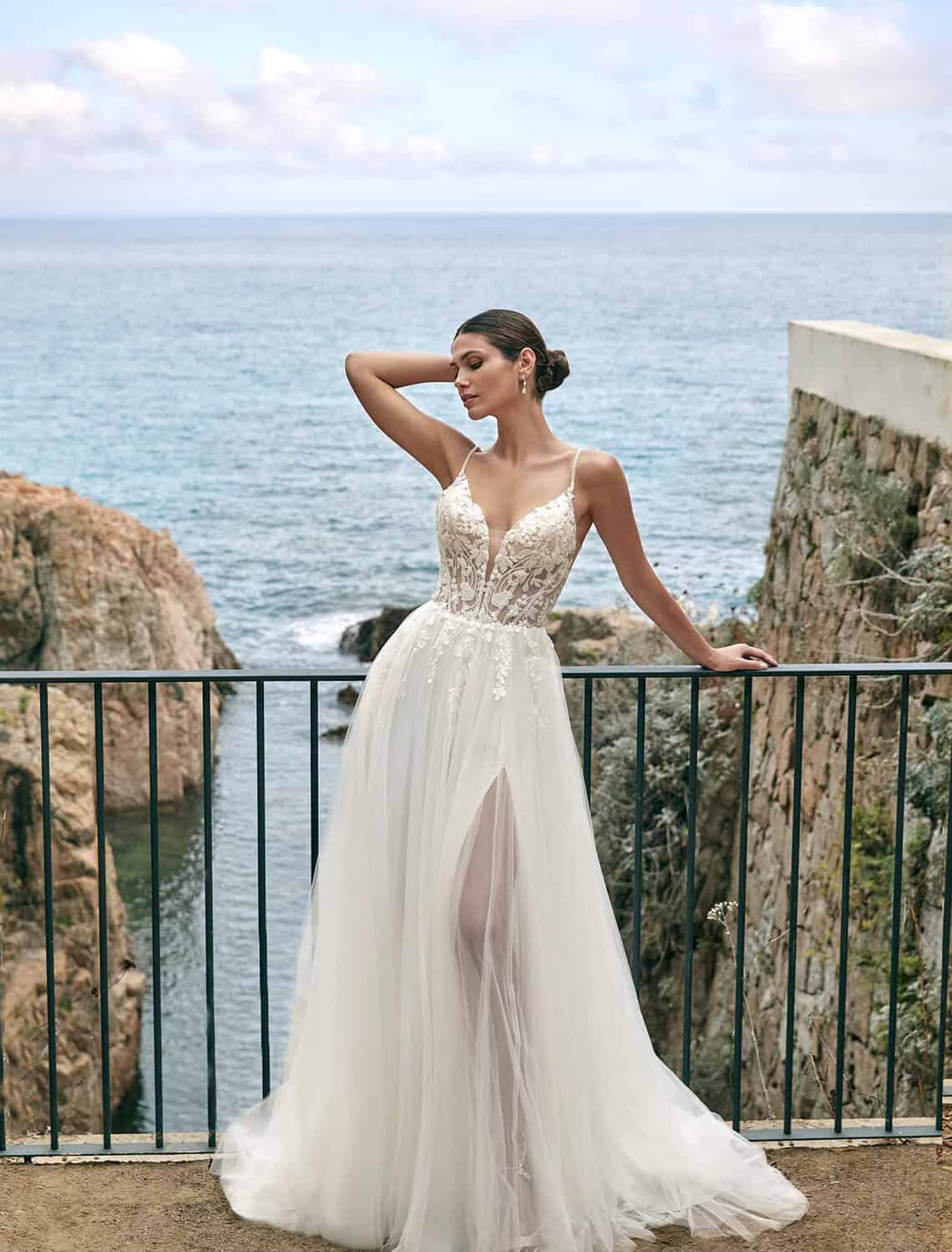 Trouwjurk 26004 van Amelie kopen bij Weddings 1