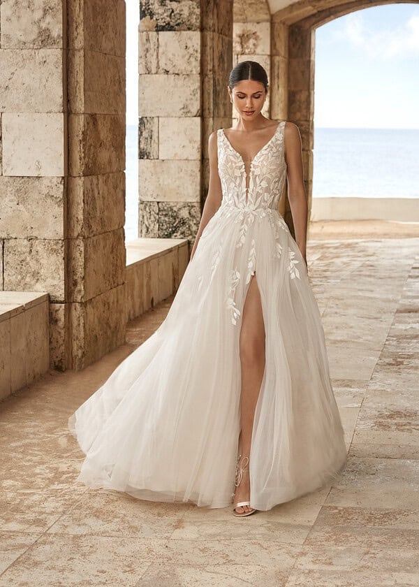 Trouwjurk 26009 van Amelie kopen bij Weddings 1