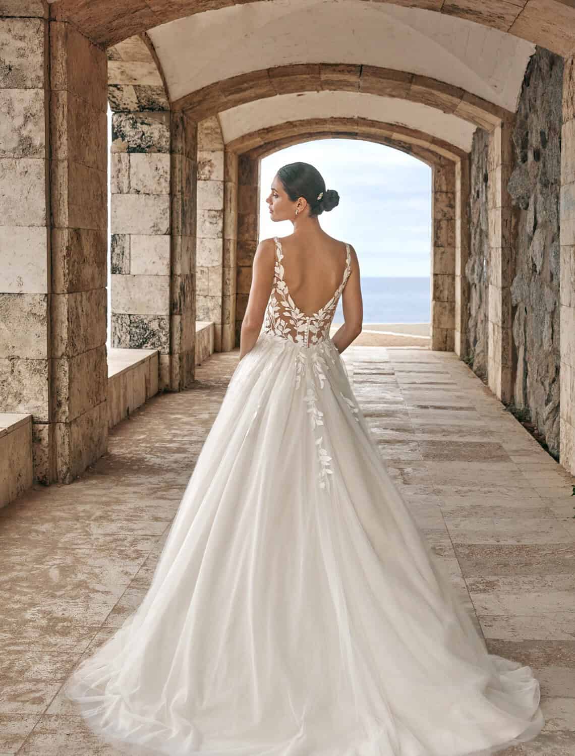 Trouwjurk 26009 van Amelie kopen bij Weddings 2