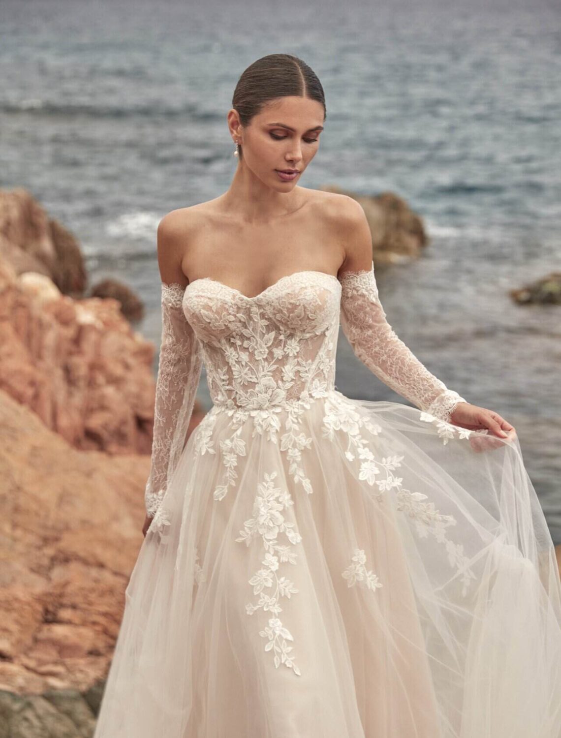 Trouwjurk 26015 van Amelie kopen bij Weddings
