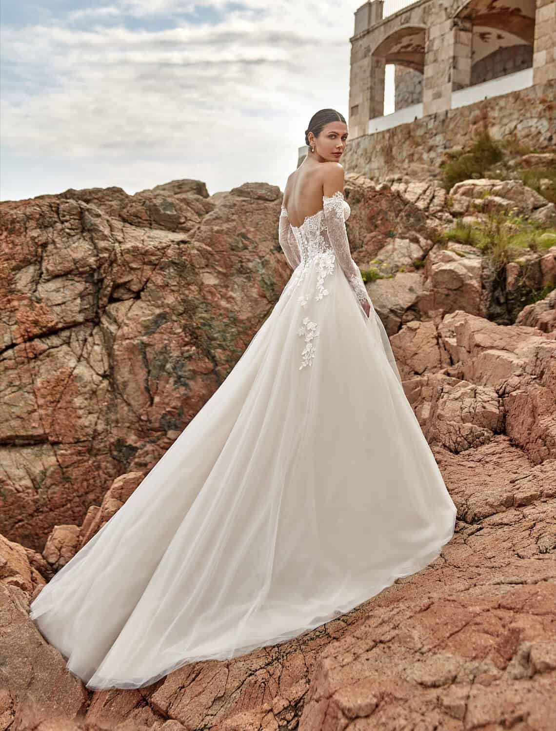 Trouwjurk 26015 van Amelie kopen bij Weddings 2