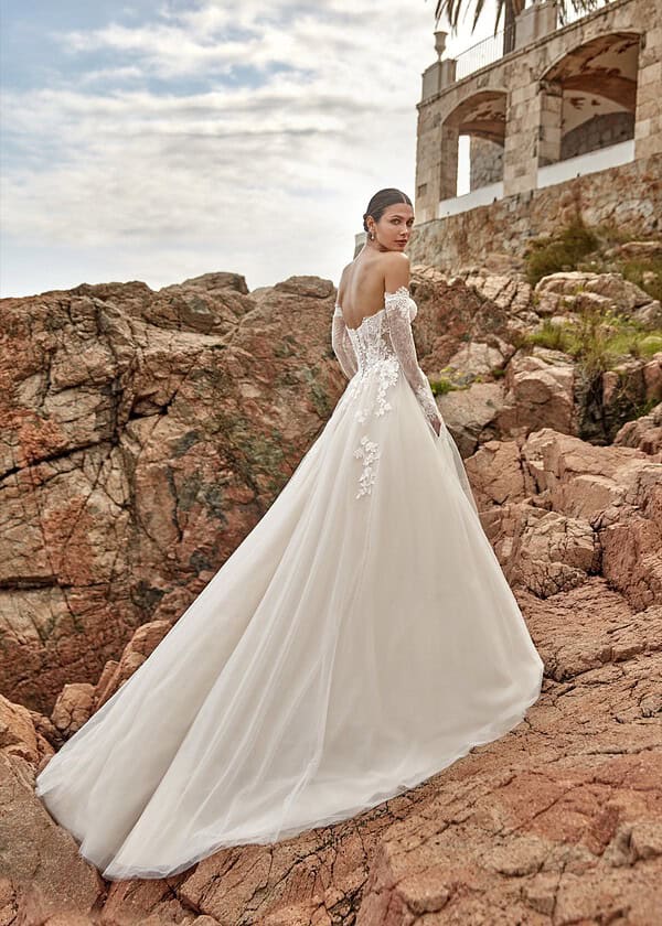 Trouwjurk 26015 van Amelie kopen bij Weddings 2