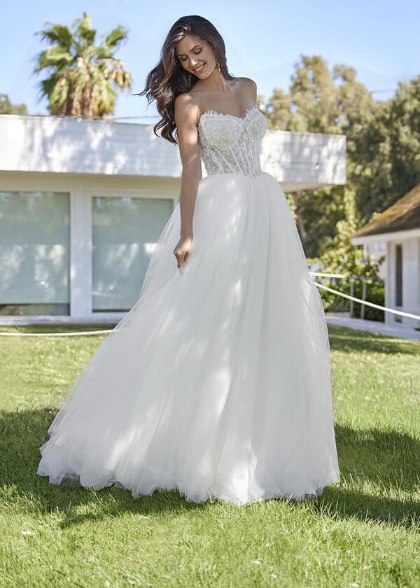 Trouwjurk 26016 van Amelie kopen bij Weddings4