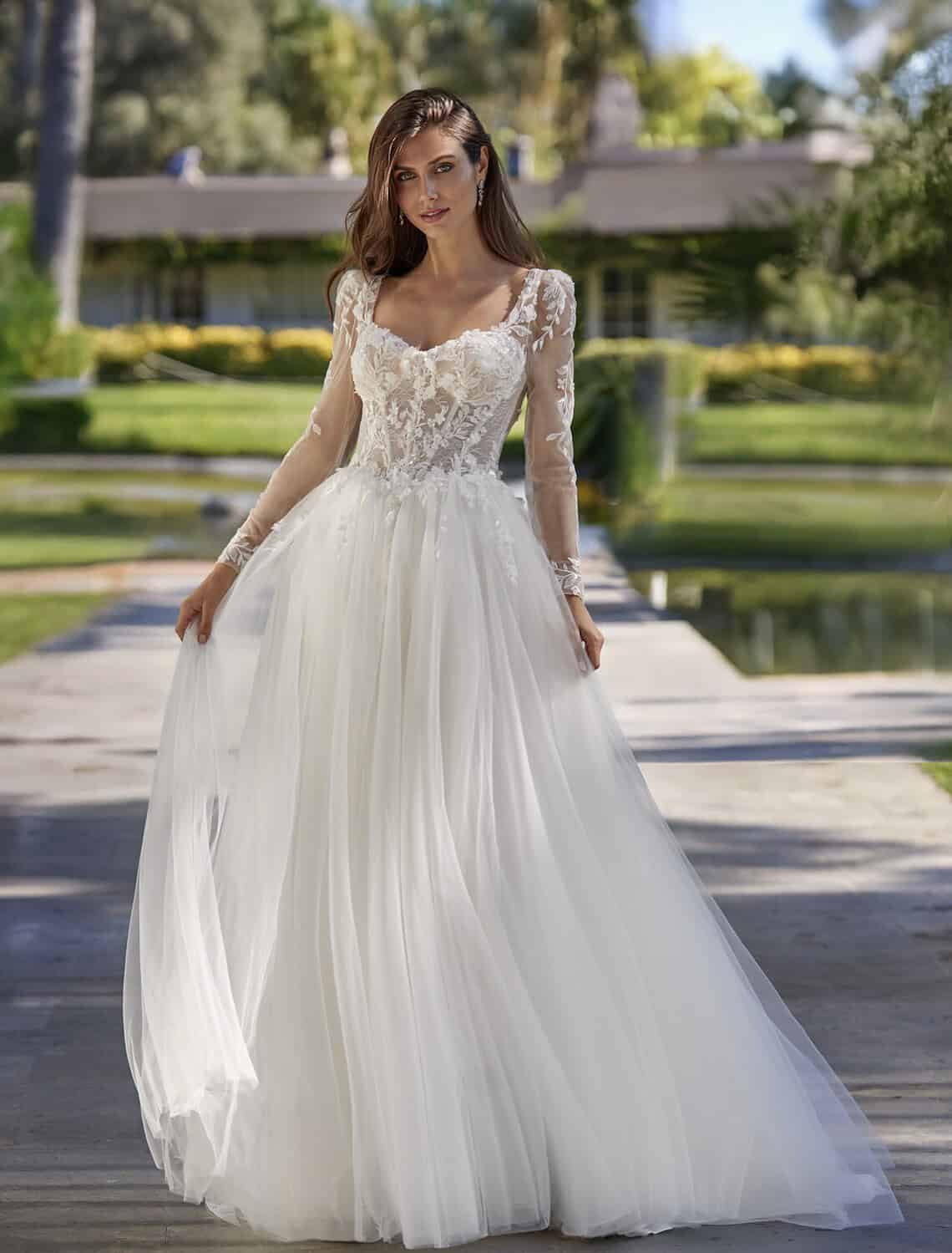 Trouwjurk 26018 van Amelie kopen bij Weddings 1