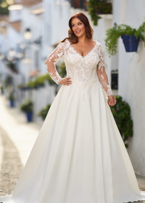 Trouwjurk 26309 van Tres Chic kopen bij Weddings 1
