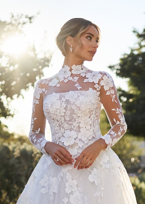 Trouwjurk 27208 van Tres Chic kopen bij Weddings 1