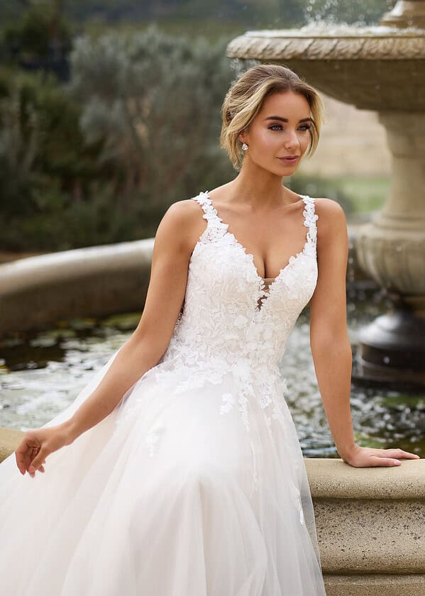 Trouwjurk 27219 van Très Chic kopen bij Weddings 1