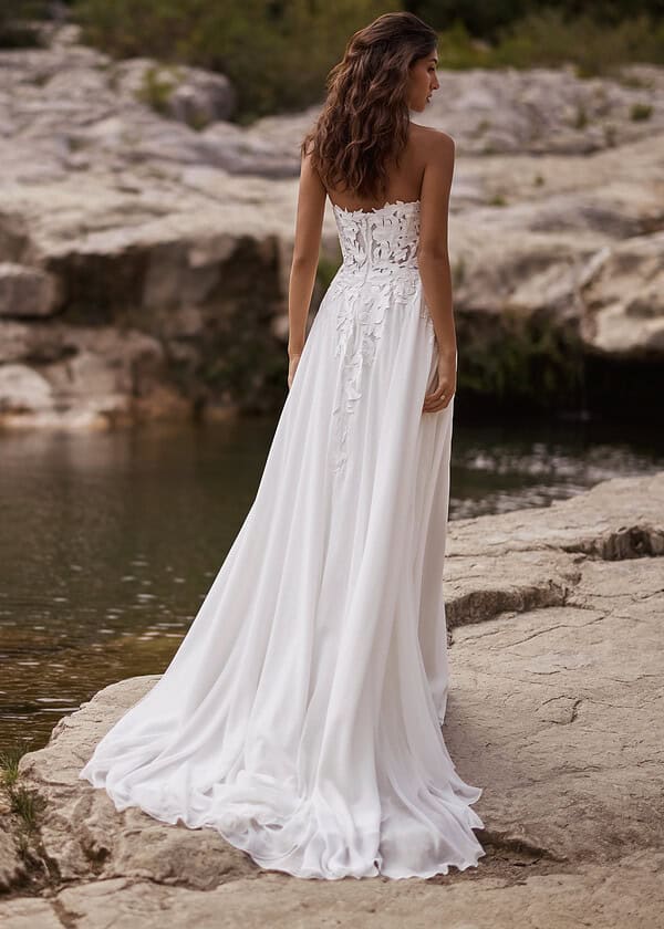 Trouwjurk 27408 van Tres Chic kopen bij Weddings 2
