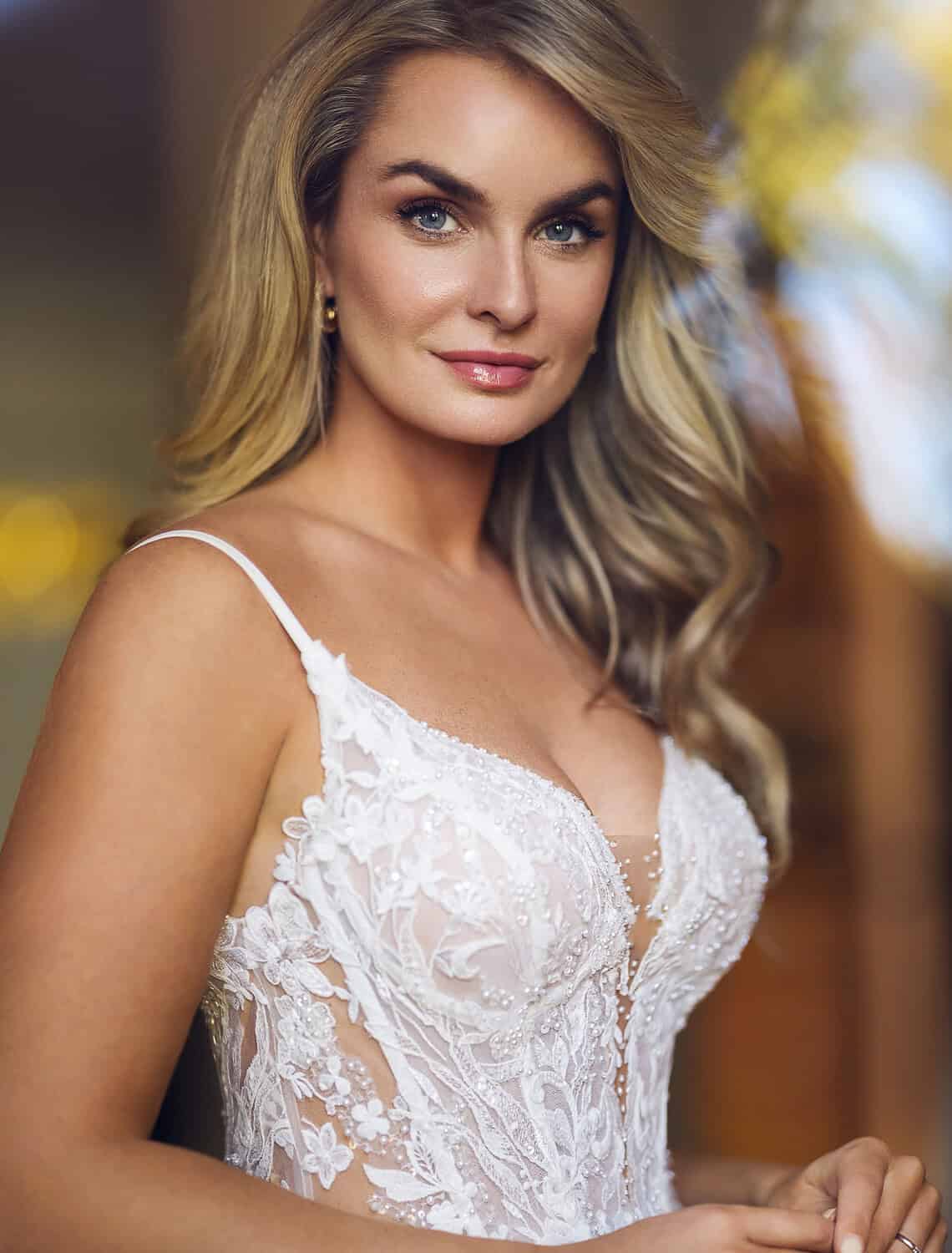 Trouwjurk 27514 van Tres Chic kopen bij Weddings 1