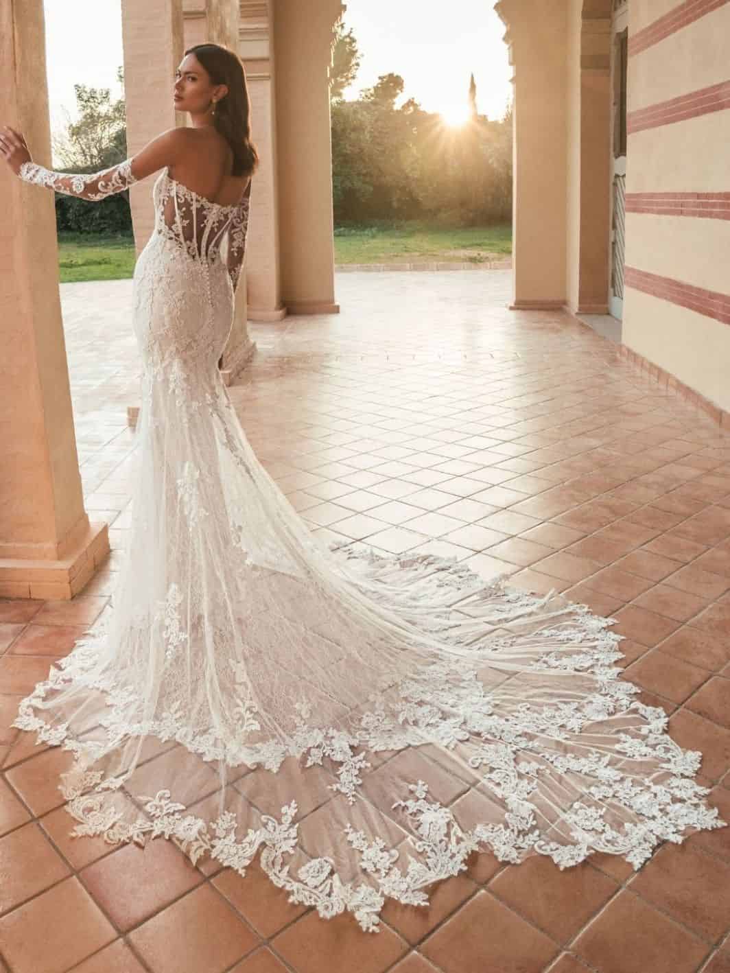 Trouwjurk Umayra van Blue by Enzoani kopen bij Weddings 1