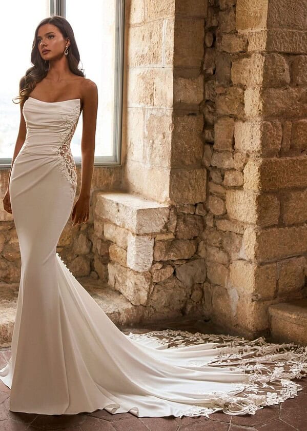 Trouwjurk Ginessa van Etoile kopen bij Weddings 1
