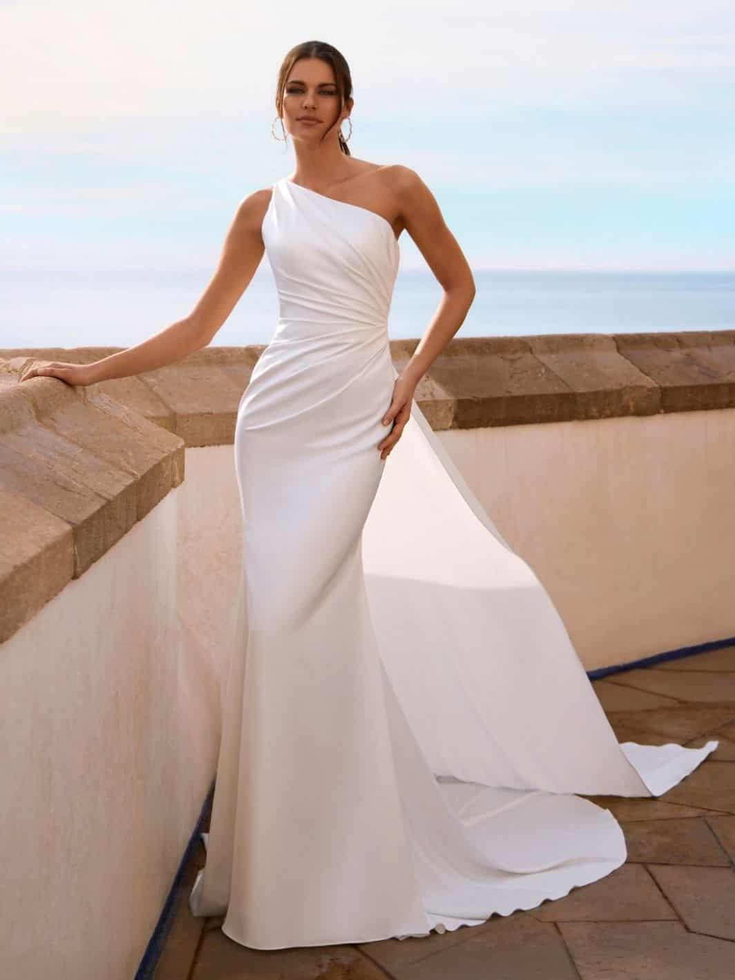 Trouwjurk Flynne van Love by Enzoani kopen bij Weddings 1
