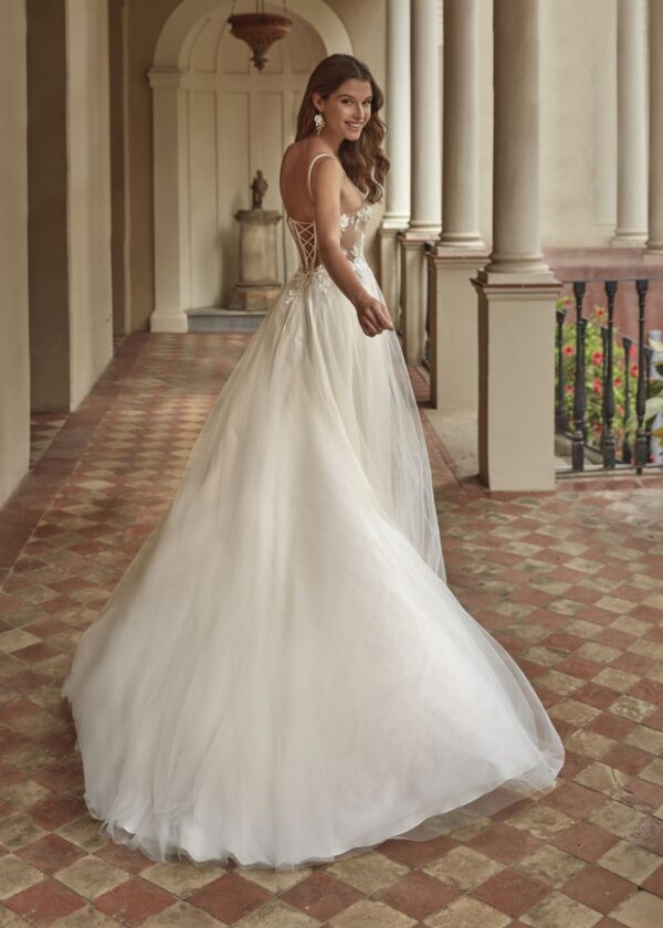 Trouwjurk 45007U van Amelie kopen bij Weddings 1