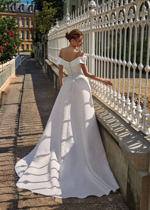 Trouwjurk 45030 van Amelie kopen bij Weddings 2