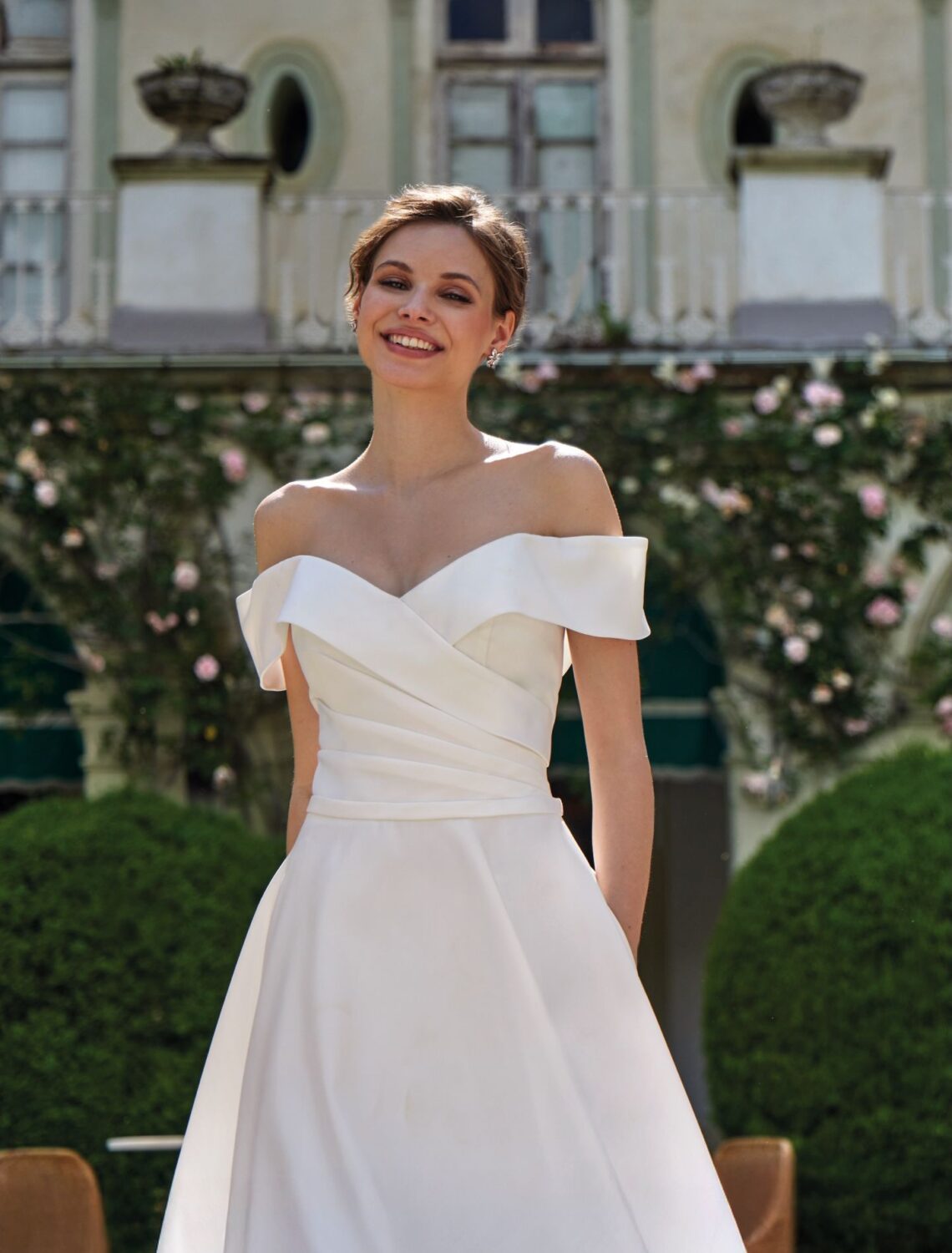 Trouwjurk 45030 van Amelie kopen bij Weddings 4