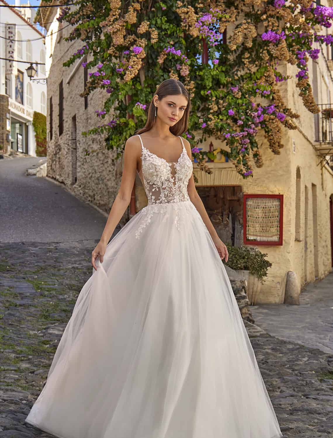 Trouwjurk 46013 van Amelie kopen bij Weddings 4