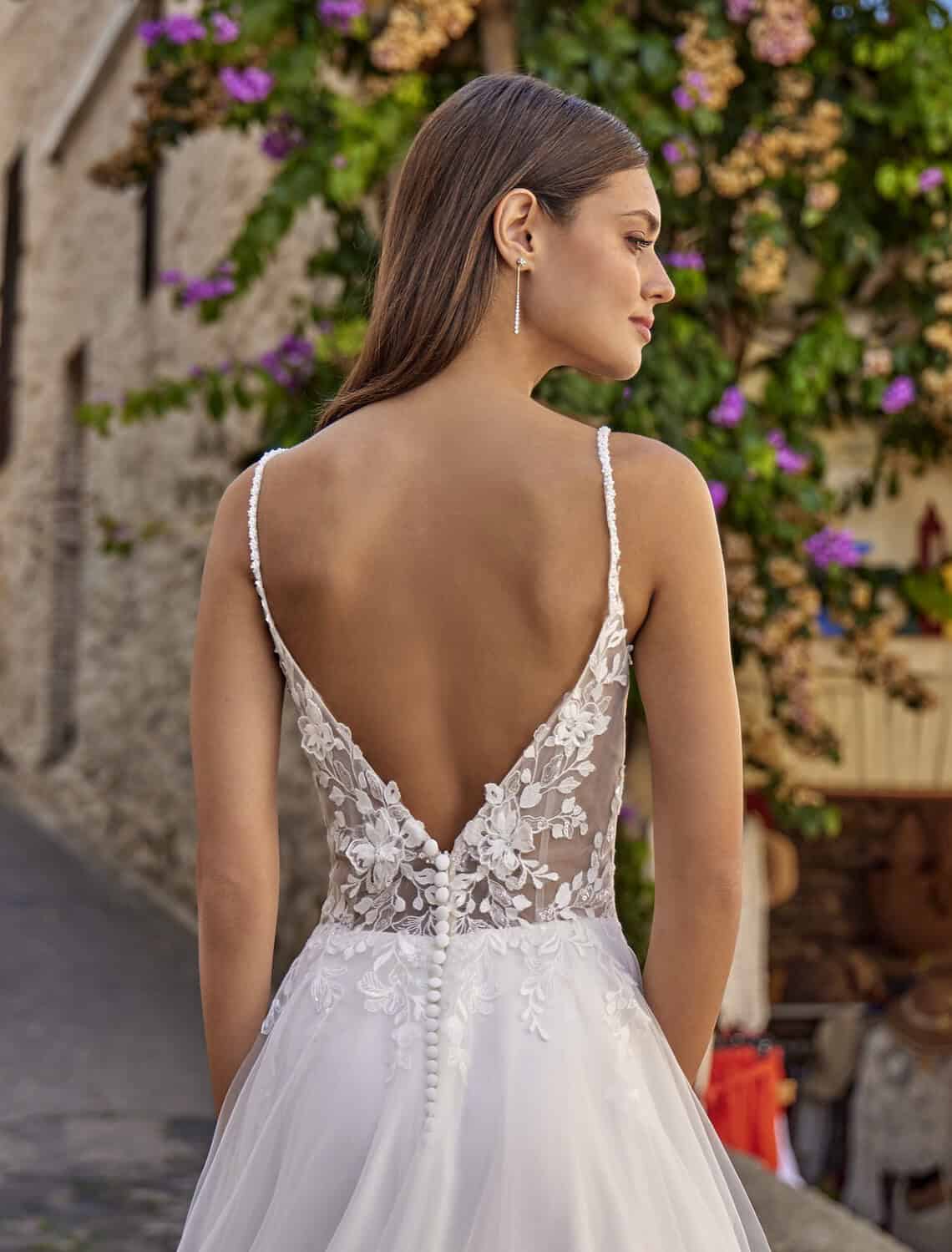 Trouwjurk 46013 van Amelie kopen bij Weddings 1