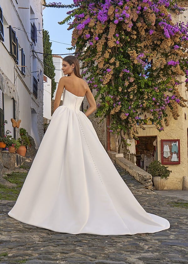 Trouwjurk 46016 van Amelie kopen bij Weddings 2