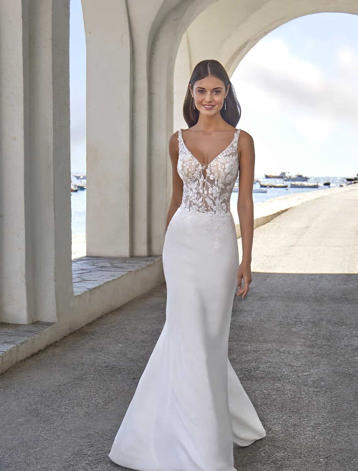 Trouwjurk 46022 van Amelie kopen bij Weddings 1