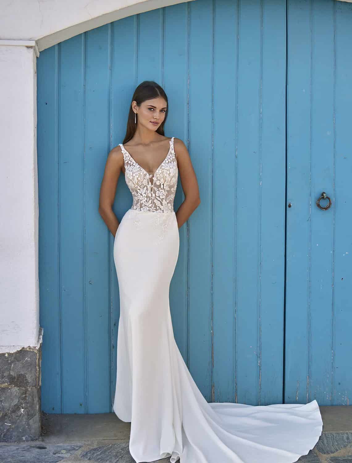 Trouwjurk 46022 van Amelie kopen bij Weddings 4