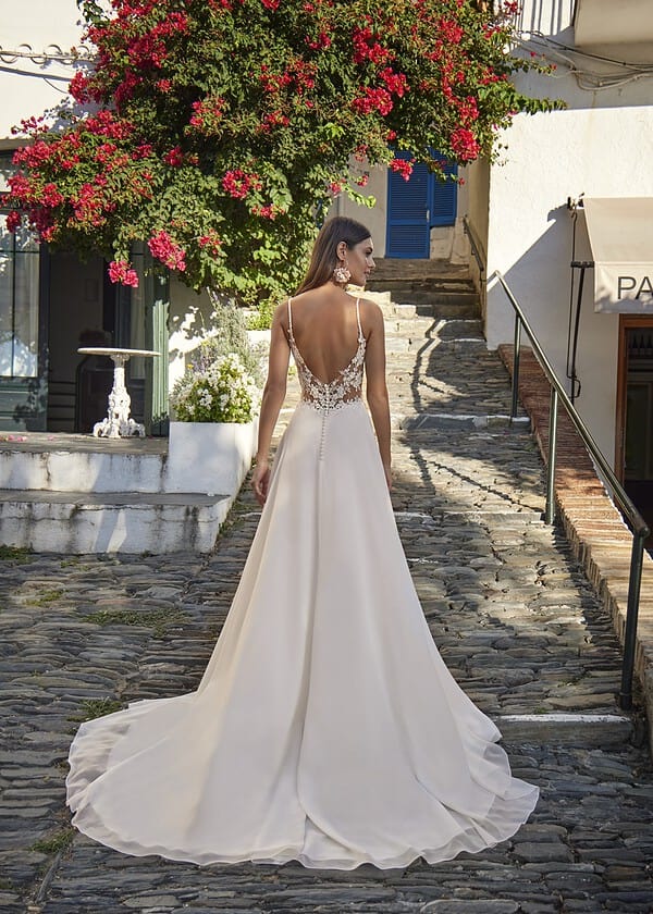 Trouwjurk 46028 van Amelie kopen bij Weddings 2