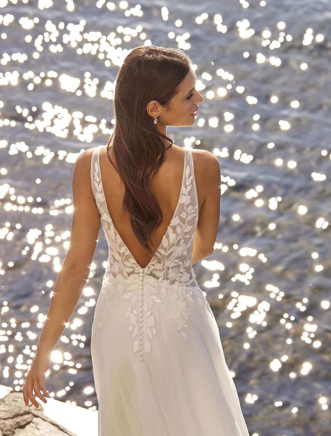Trouwjurk 46036 van Amelie kopen bij weddings 4