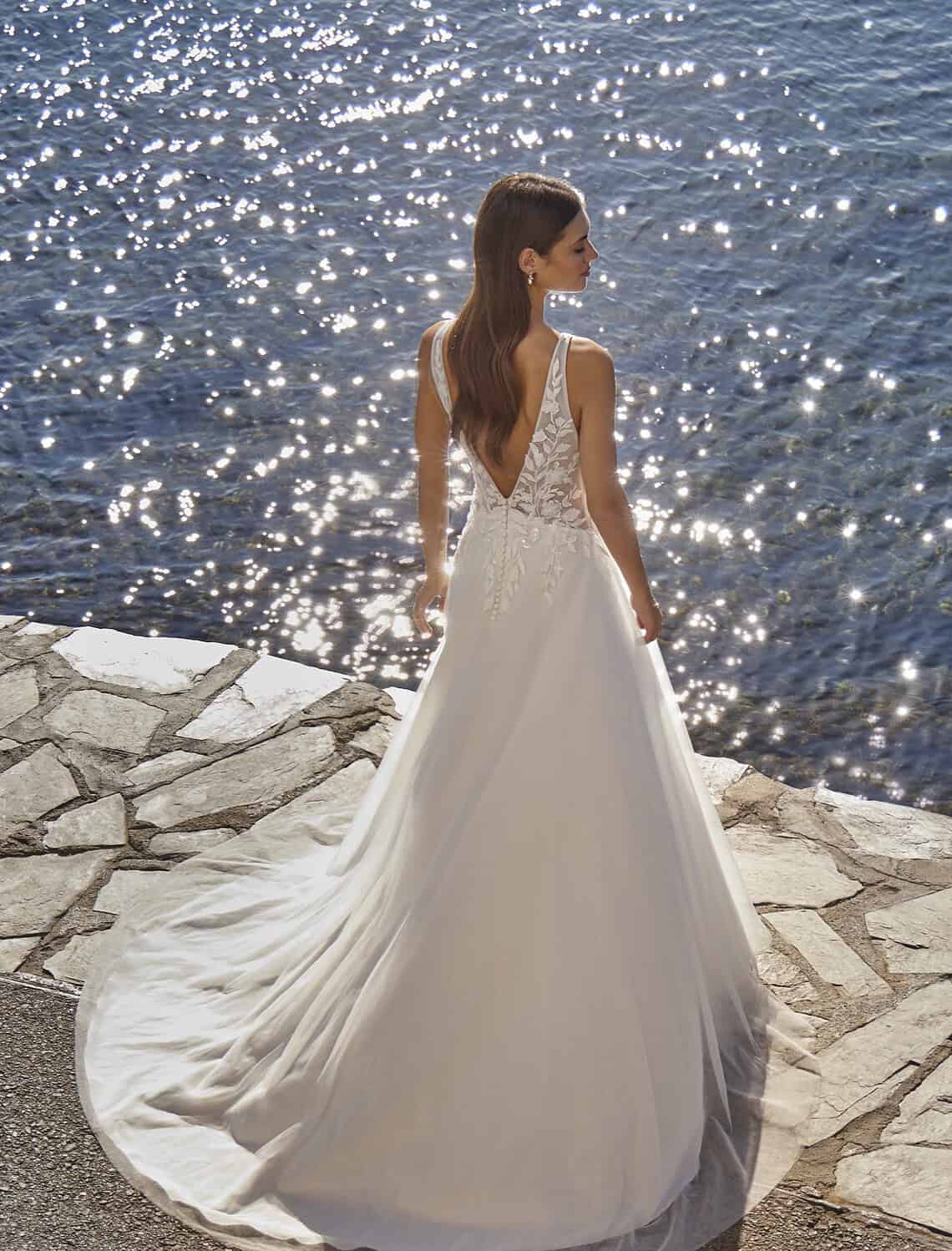 Trouwjurk 46036 van Amelie kopen bij weddings 5