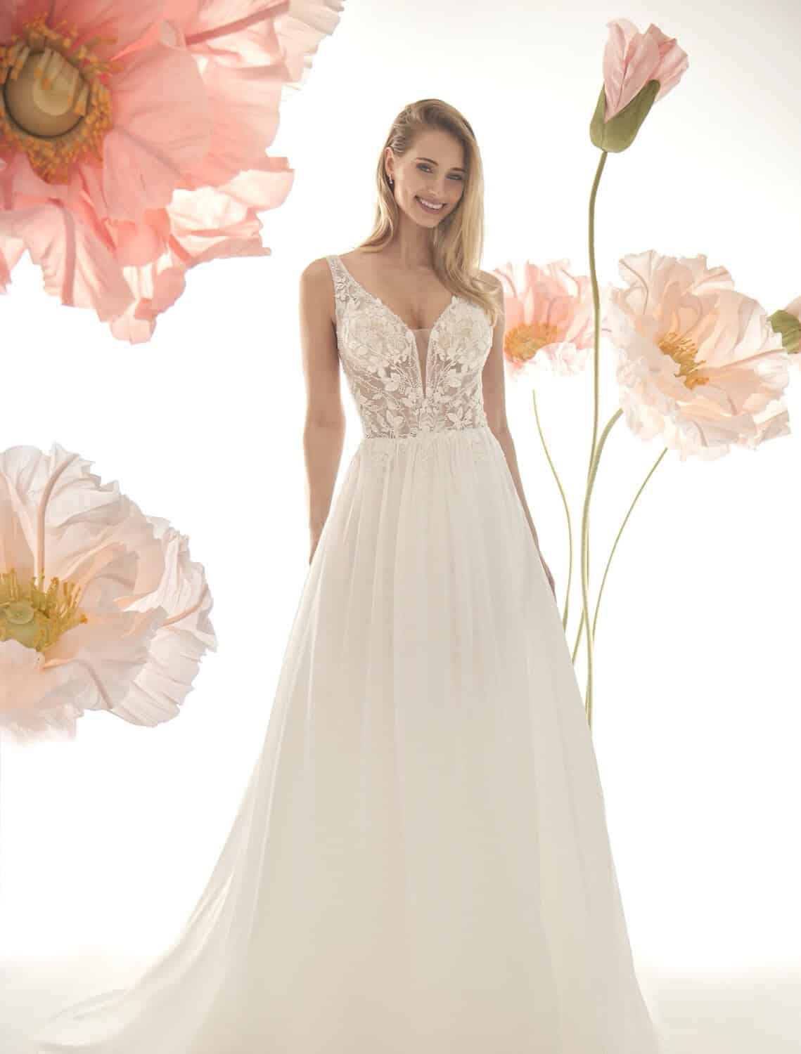 Trouwjurk 46049 van Amelie kopen bij Weddings 1