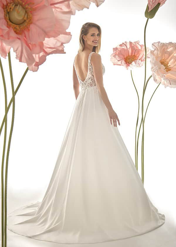 Trouwjurk 46049 van Amelie kopen bij Weddings 2