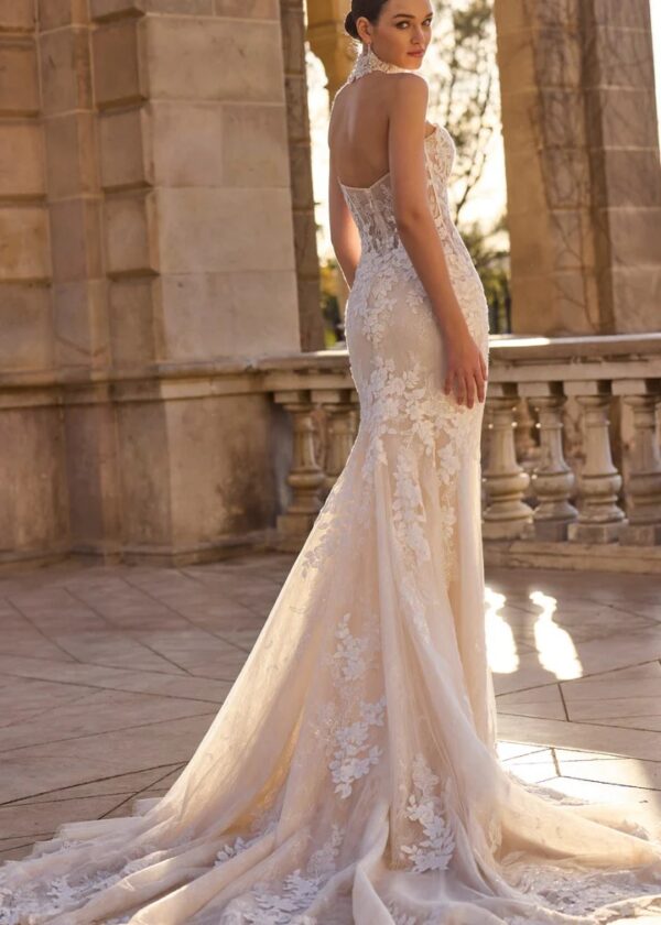 Trouwjurk 63117 Halimah van Veni Infantino kopen bij Weddings 4
