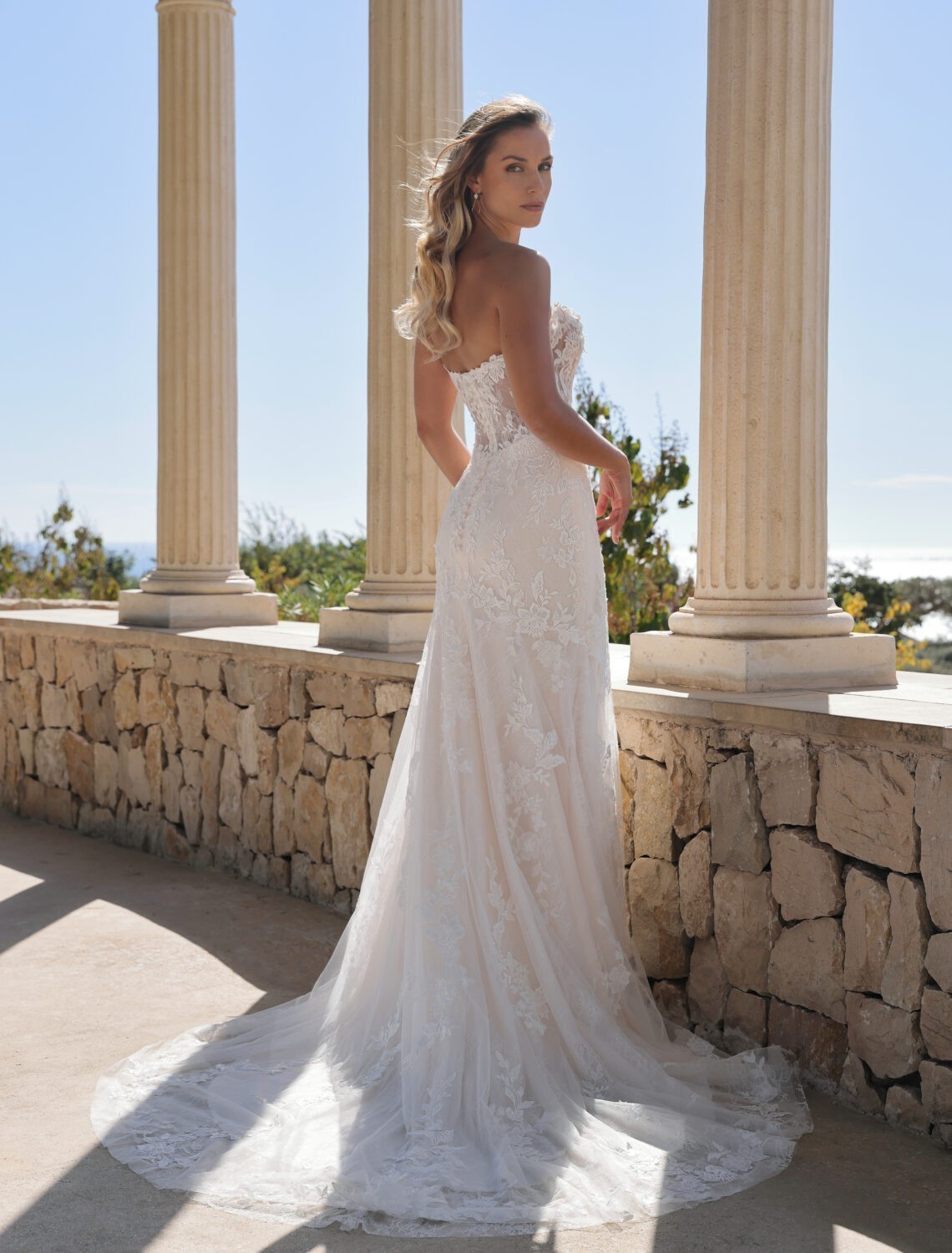 Trouwjurk Alouise van Azuree kopen bij Weddings 1