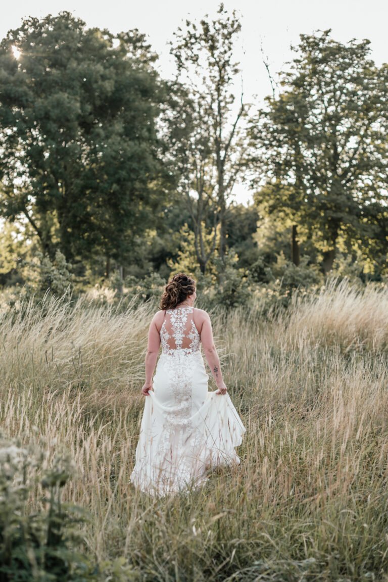 Happy Bride bij Weddings