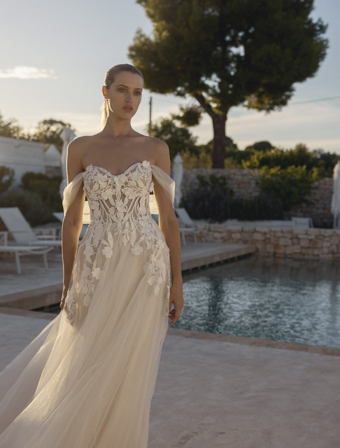 Trouwjurk Arieke van Modeca kopen bij Weddings 4