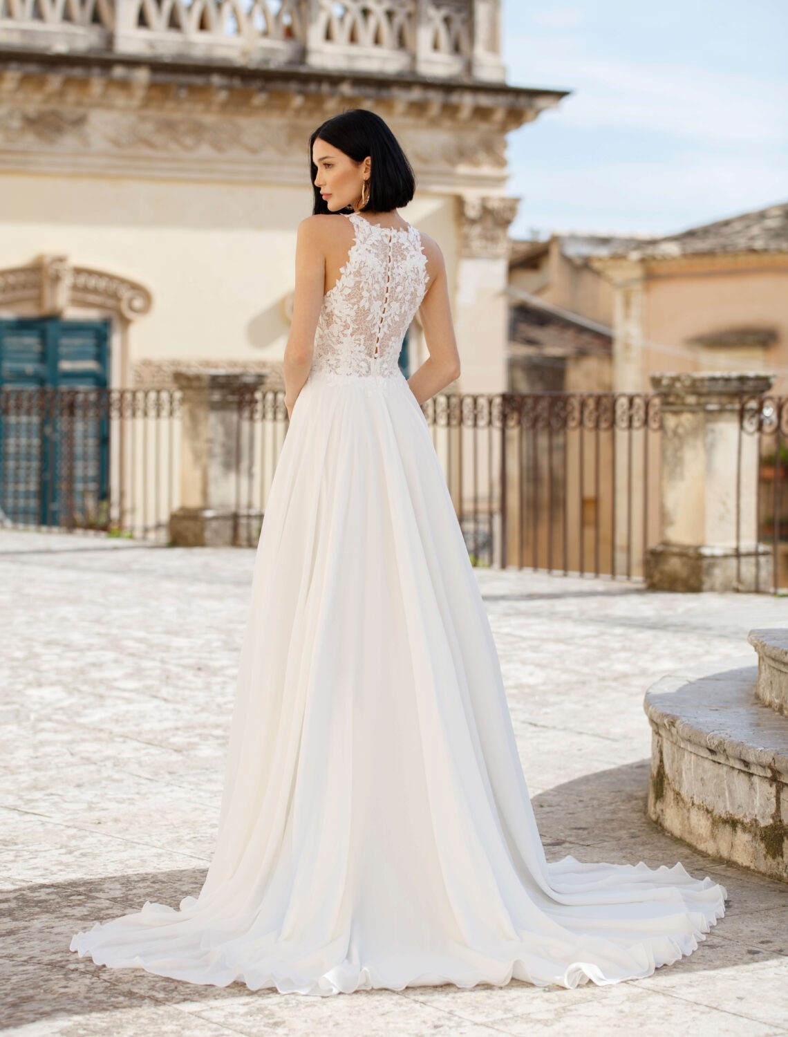 Trouwjurk ART 25/04 van Jarice kopen bij Weddings 3