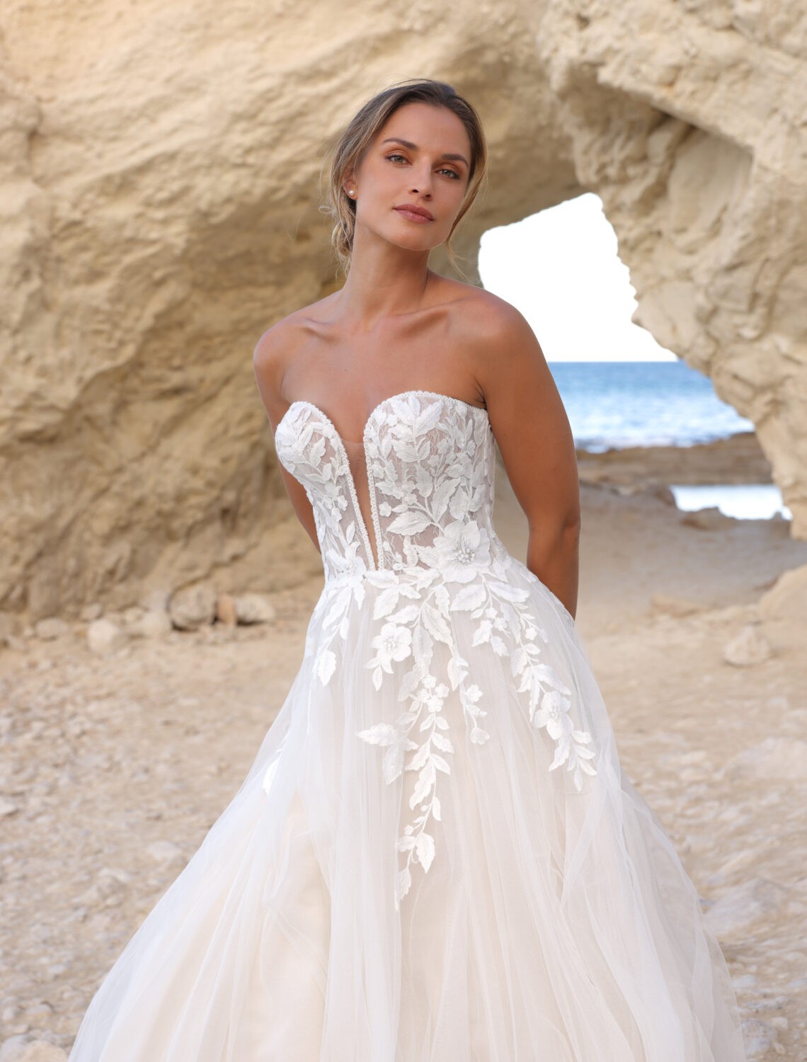 Trouwjurk Astrid van Azuree kopen bij Weddings 1